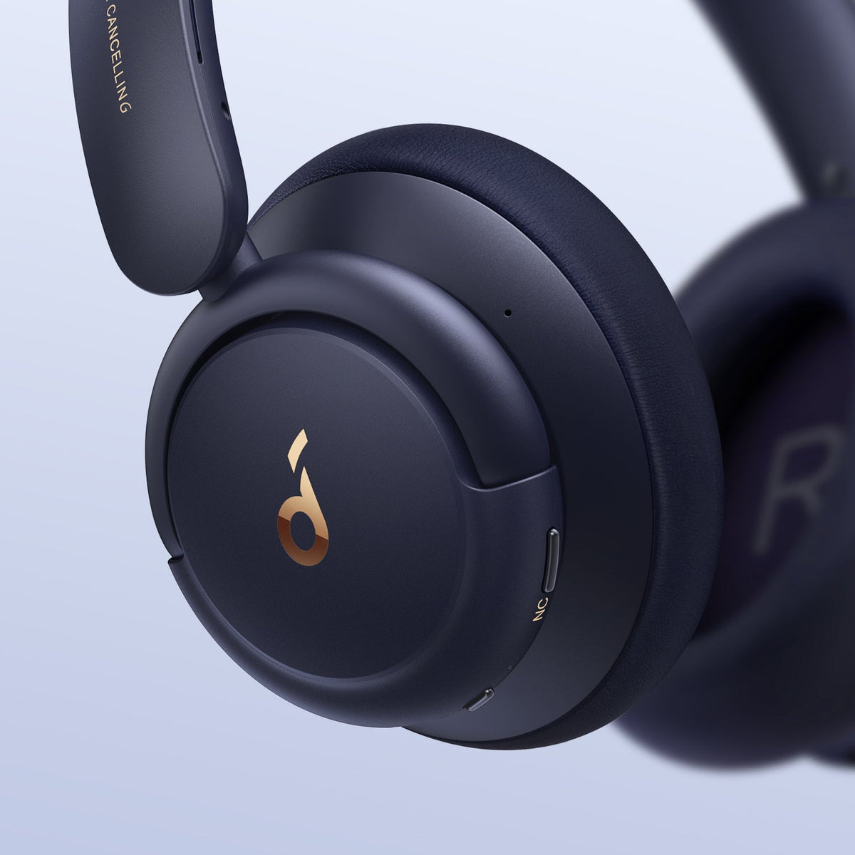 soundcore Q30 | Auriculares Bluetooth con cancelación de ruido